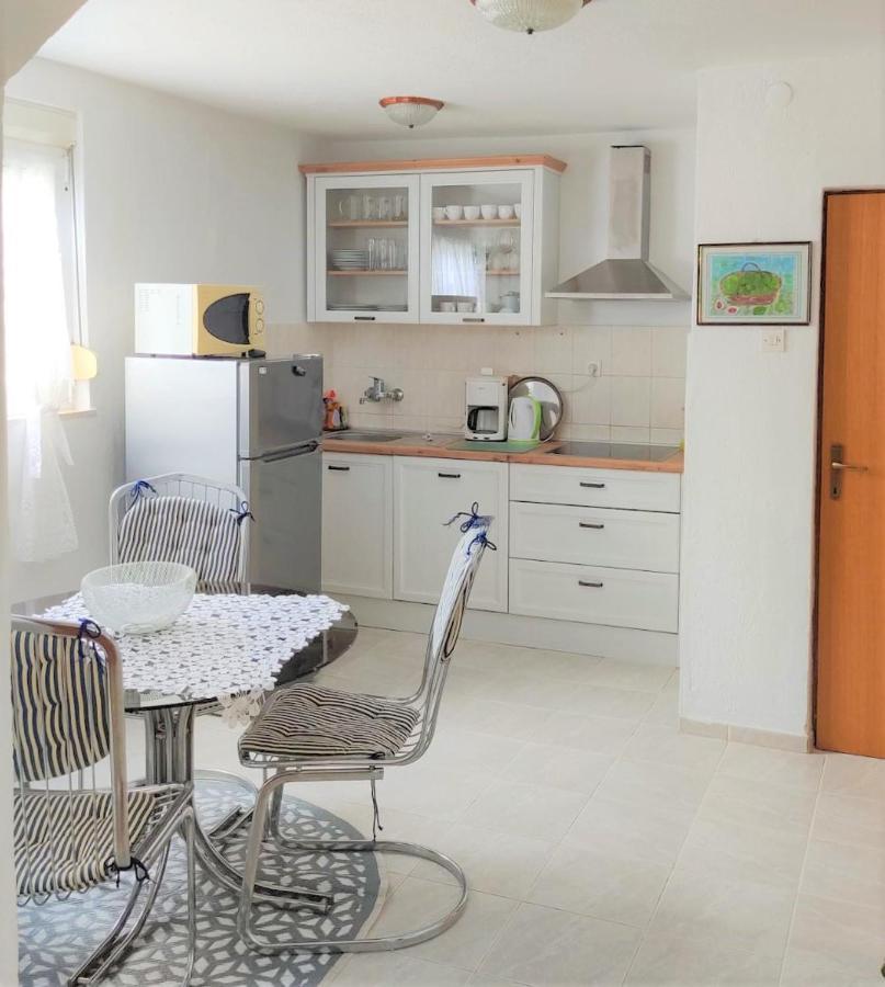 Apartment Marina Buitenkant foto