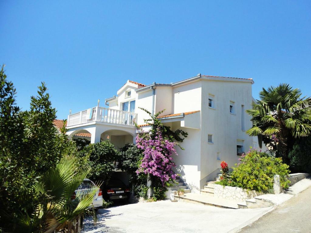 Apartment Marina Buitenkant foto